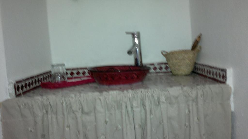 Au Bord De L'Eau Hotel Setti Fatma Room photo